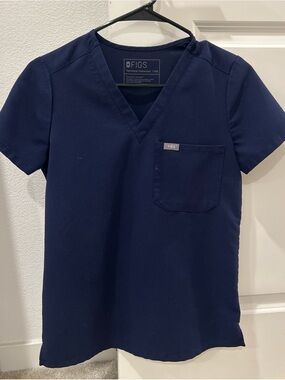 FIGS Navy V-Neck Scrub Top